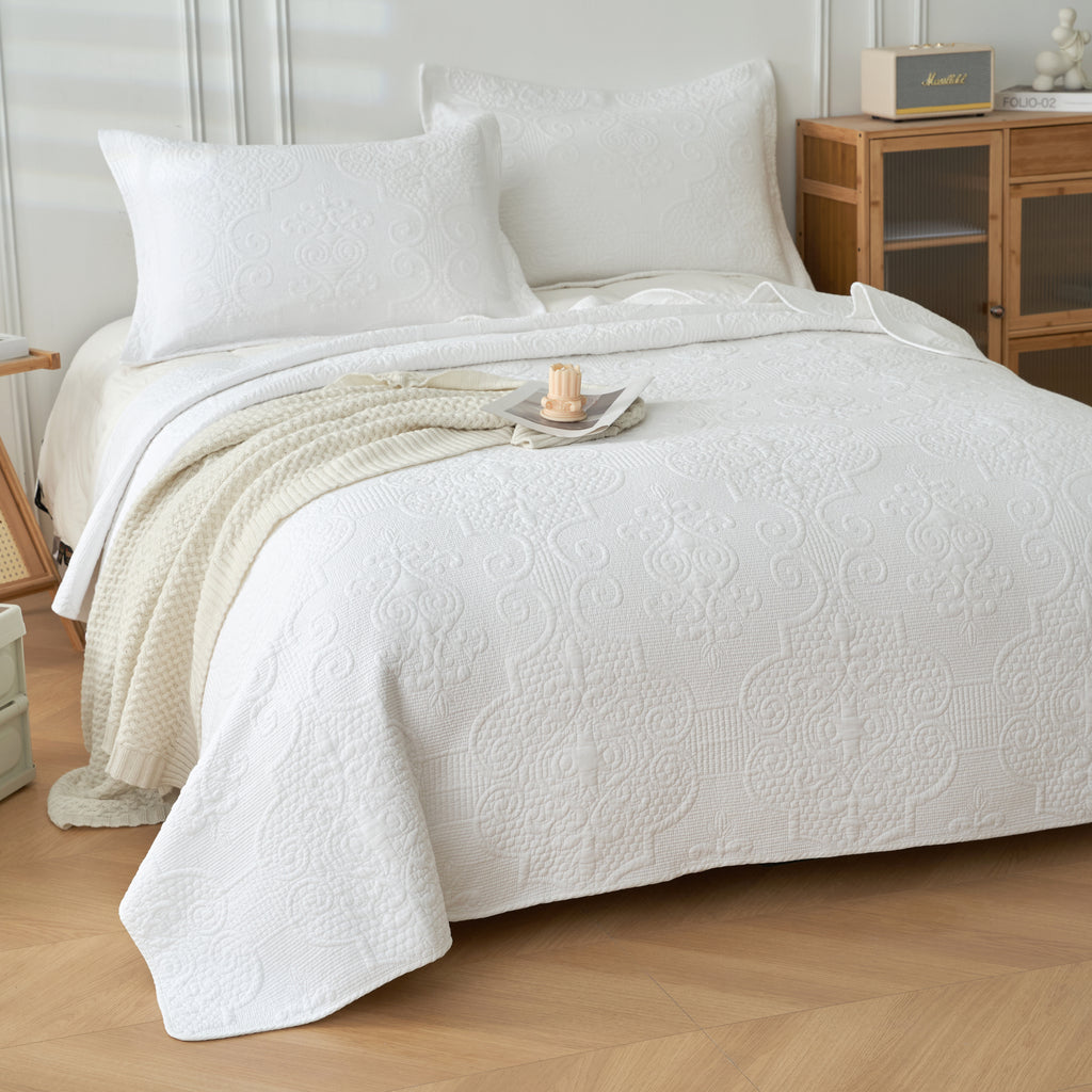 Boutique White Coverlet Set