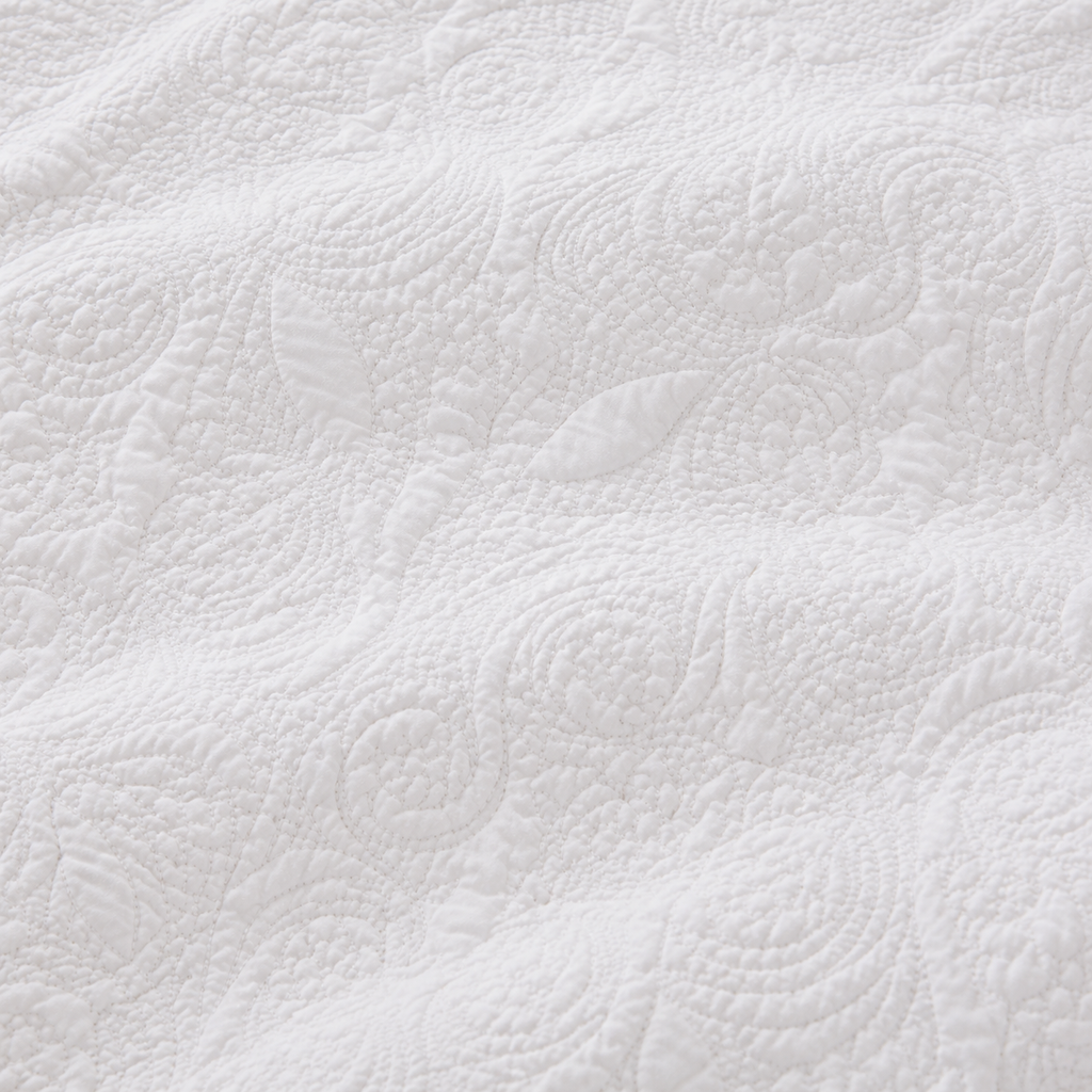 Antique White Coverlet Set
