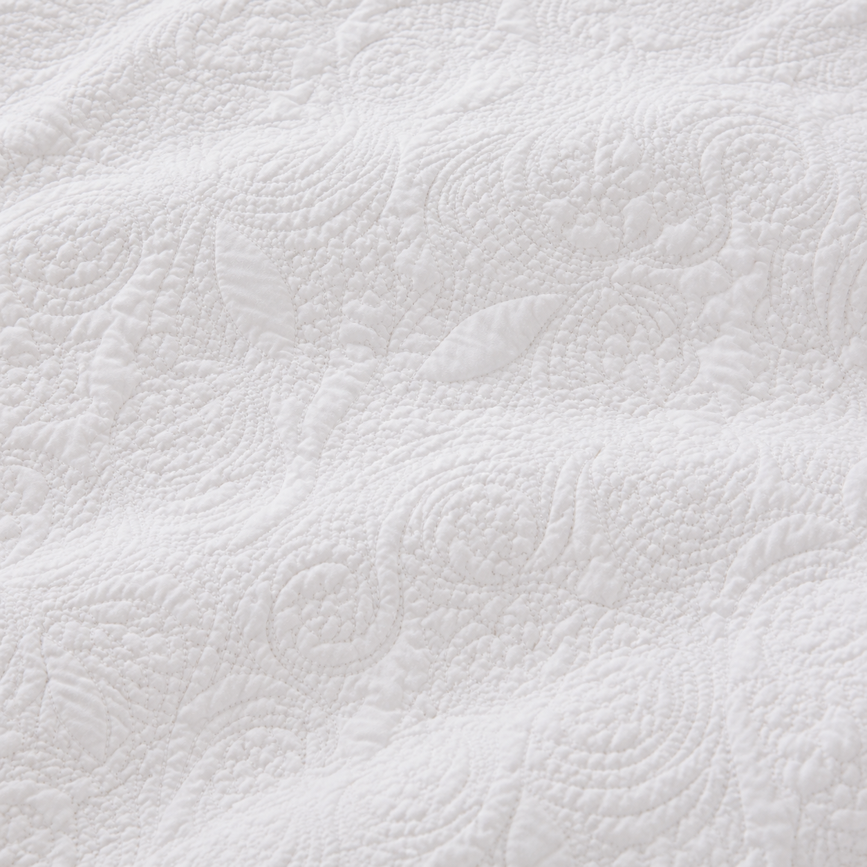 Antique White Coverlet Set