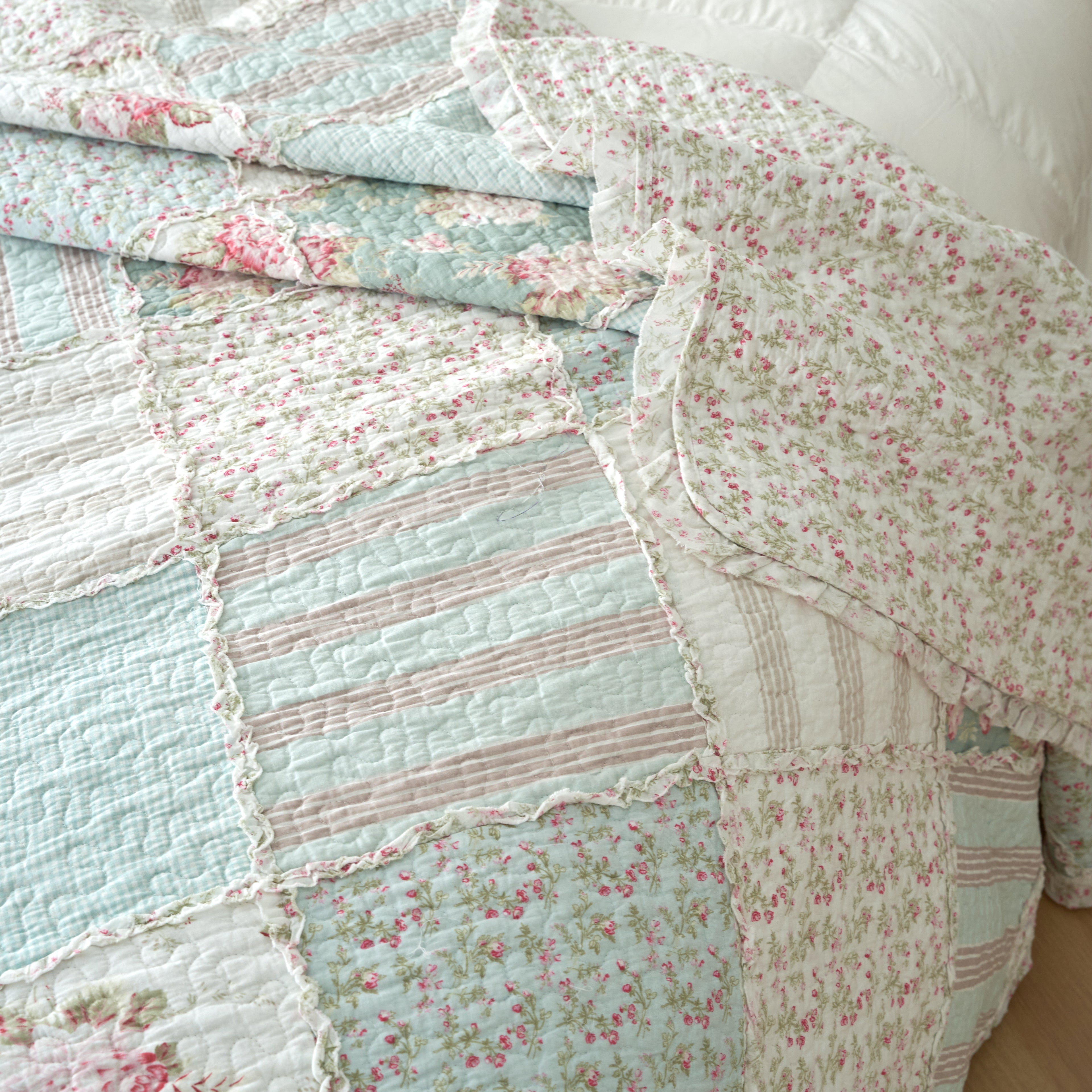 Country Charm Coverlet Set