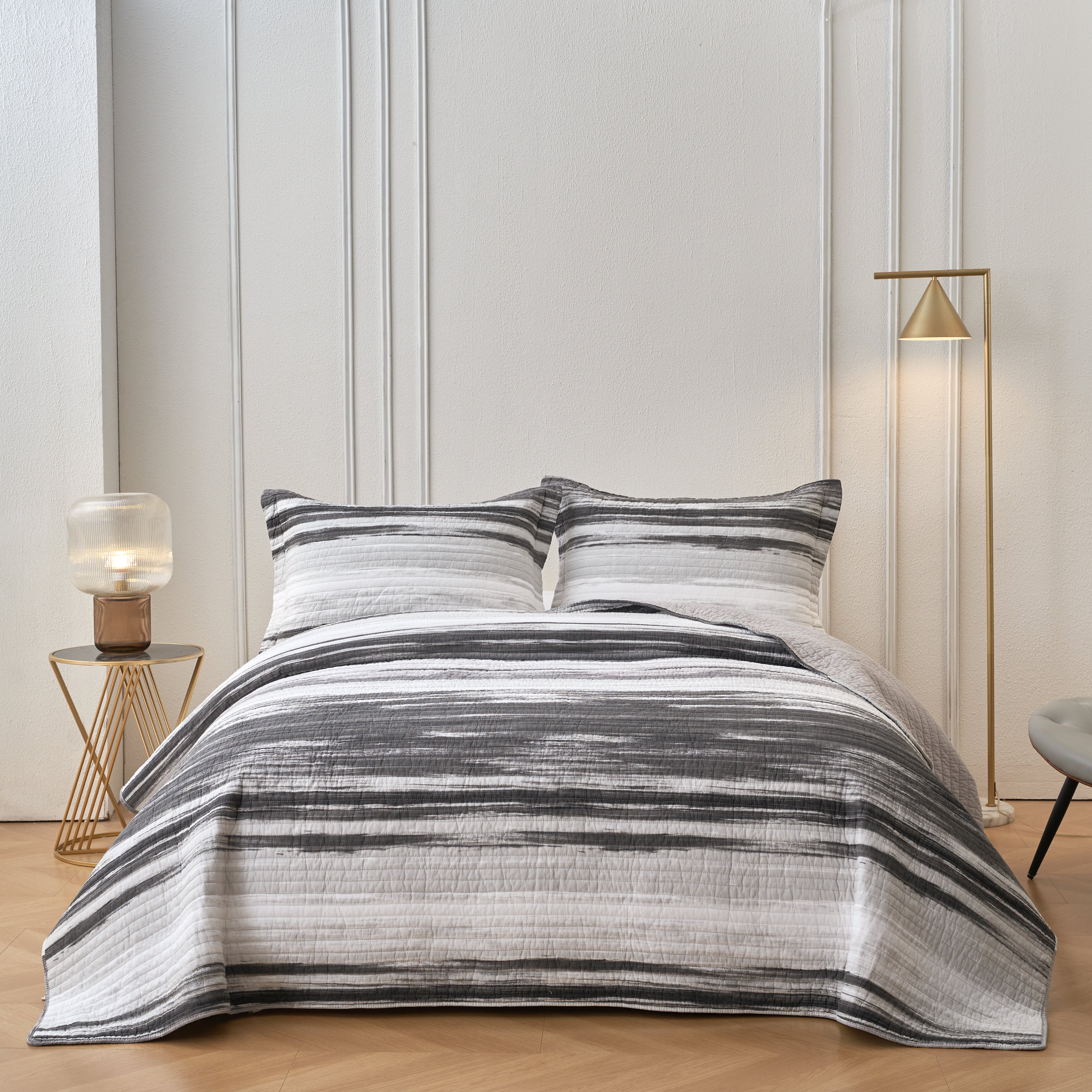 Grey Innovations Coverlet Set